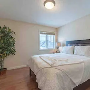 Villa 2500 Sq House In Springbank Hill Bl 261818, Calgary